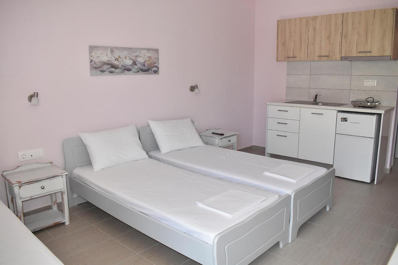Giorgos-Fenia Apartments Paralía Extérieur photo