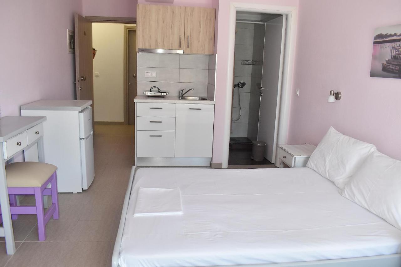Giorgos-Fenia Apartments Paralía Extérieur photo